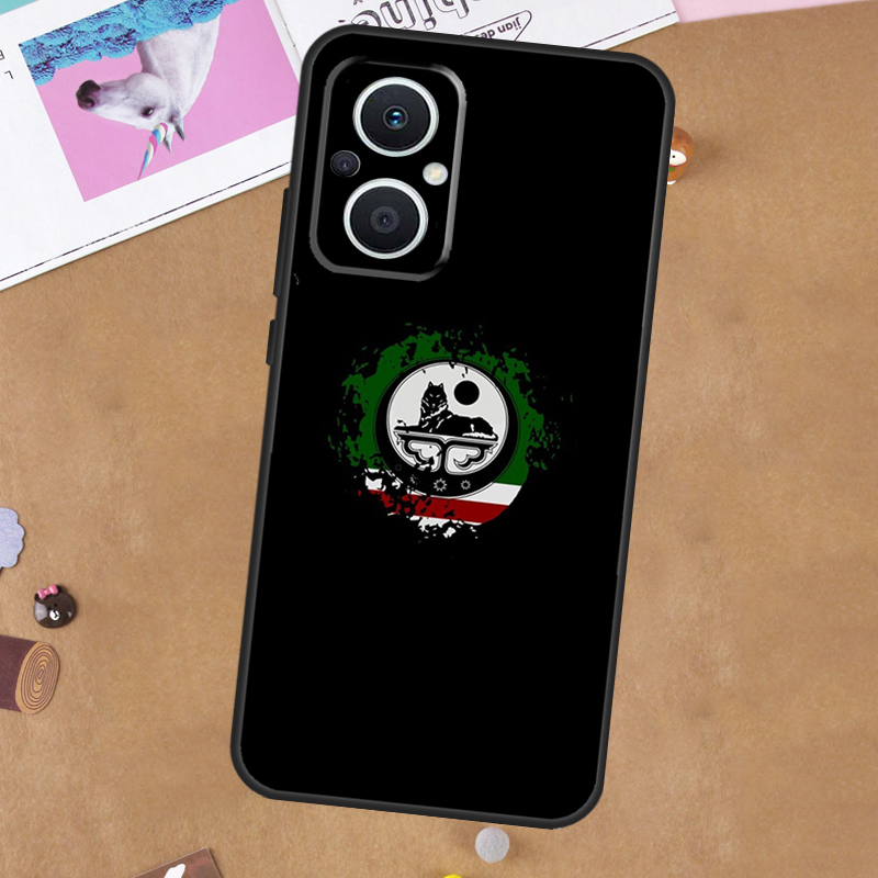 Custodia con bandiera della Ce - Oppo Reno 12 recensione e prezzo